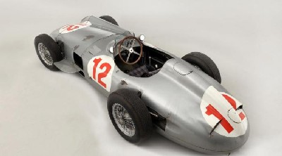 Fangio’s 1954 Mercedes-Benz W196R Formula 1 single-seater sells for a record £19M